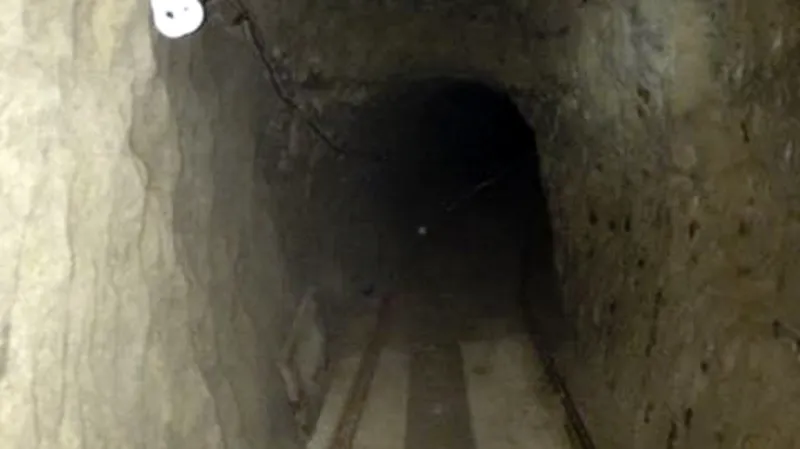 Tunel z Mexika do USA