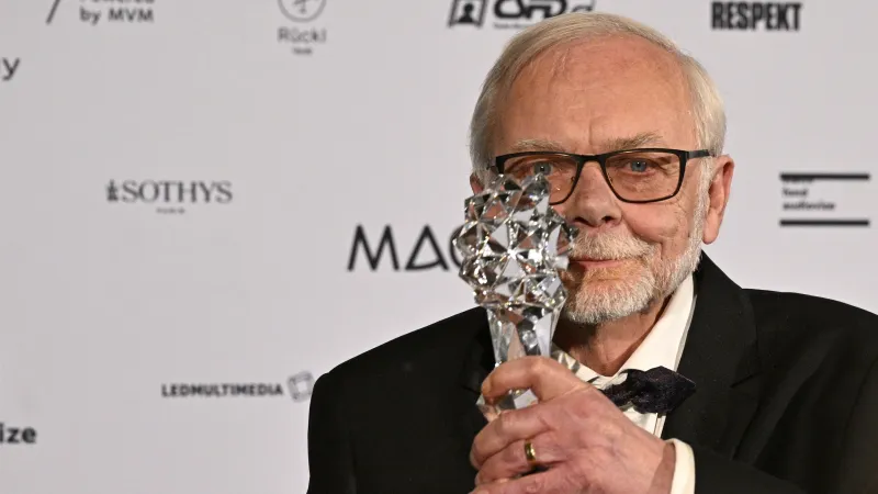 Jednu ze dvou cen za mimořádný přínos české kinematografii převzal režisér, scenárista a herec Karel Smyczek