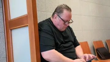 Jeden ze stíhaných, majitel realitní kanceláře Zdeněk Červinka