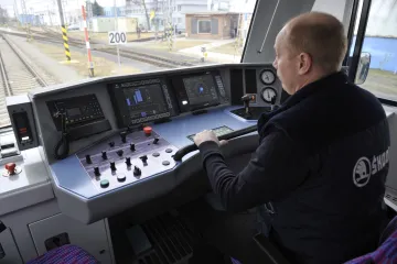 Profesní (ne)jistoty: V práci vydrží nejdéle strojvedoucí, nejméně tazatelé