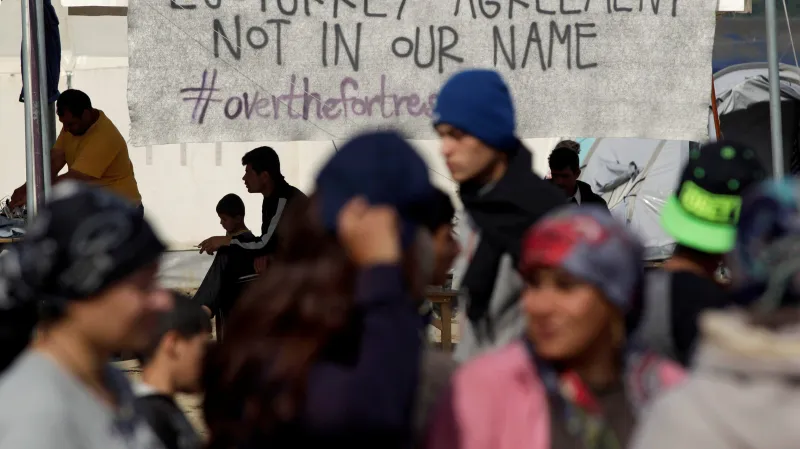 Protesty uprchlíků na řecko-makedonské hranici