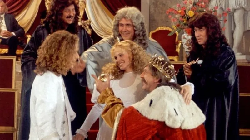 Barbora Bobuľová v roli princezny v pohádce Zdeňka Zelenky Nesmrtelná teta (1993)