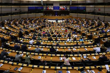 Evropský parlament schválil klíčovou část obchodní dohody s USA