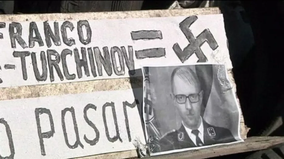 Události: Proruští ozbrojenci zabírají další úřady