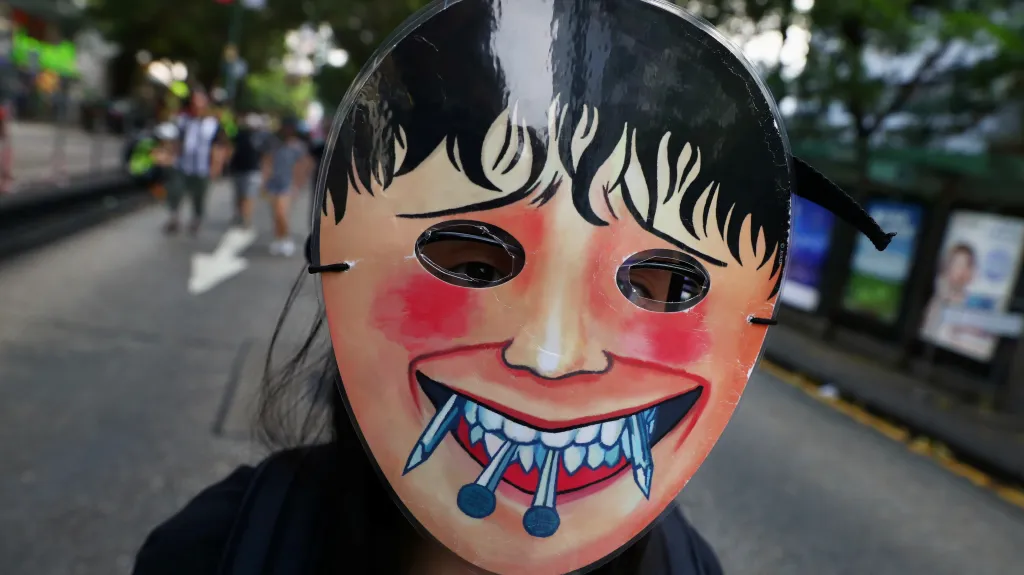 Protivládní demonstrující v Hongkongu