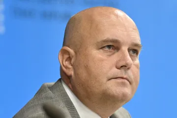 Metnar odvolal generálního ředitele České pošty Miroslava Štěpána