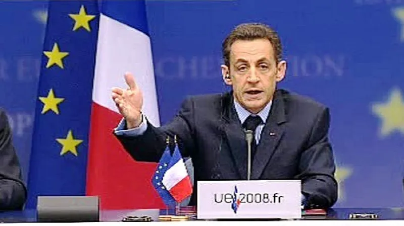 Francouzský prezident Nicolas Sarkozy na brífinku po summitu EU