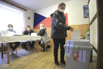 Obyvatelé třinácti obcí si zvolili nová zastupitelstva 