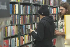 Téměř tři čtvrtiny Čechů přečtou za rok alespoň jednu knihu. Už ne od Viewegha