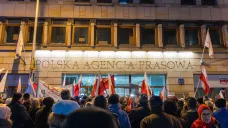 Protest před sídlem polské tiskové agentury PAP ze dne 26. prosince 2023