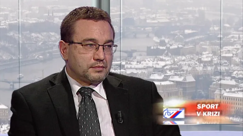 Ministr školství Josef Dobeš hostem Otázek Václava Moravce.