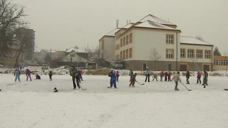 Bruslaři a hokejisté v Plané nad Lužnicí