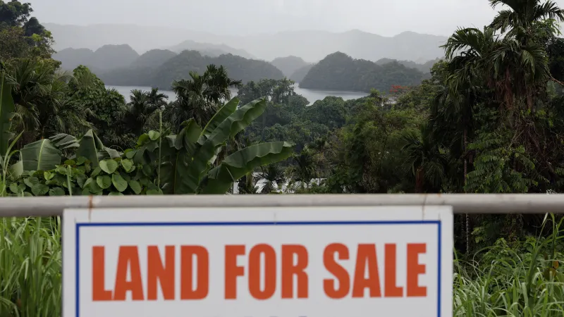 Volný pozemek na palauském ostrově Koror