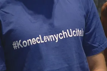 Učitelům došla trpělivost. Zvažují stávkovou pohotovost, univerzity by mohly zkrátit semestr 