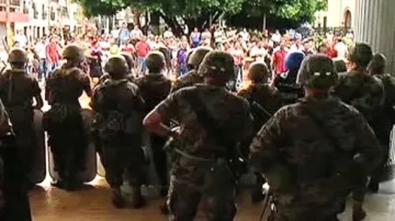 V Hondurasu došlo k vojenskému puči