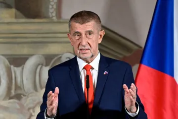 Vykládá si ústavu, jak chce, osočil Babiš prezidenta. Předložte důkazy, reagoval Pavel