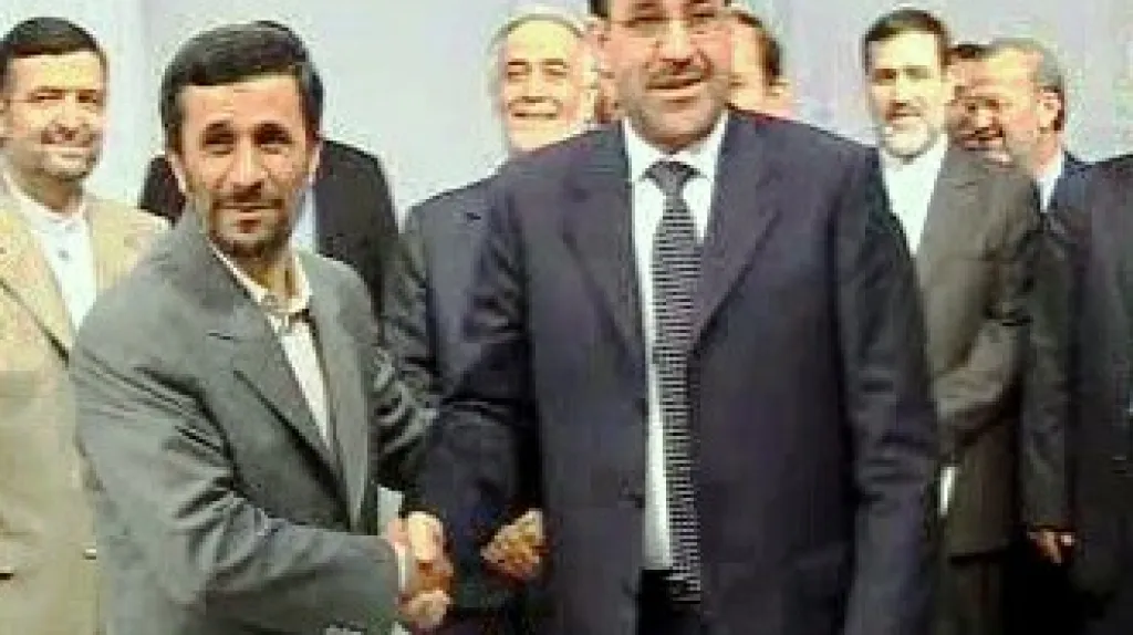 Mahmúd Ahmadínežád a Núrí Málikí