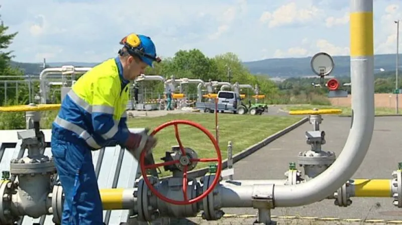 Česko má zásobu zemního plynu na 100 dní, potvrdil Sobotka