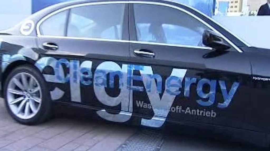 BMW s alternativním motorem