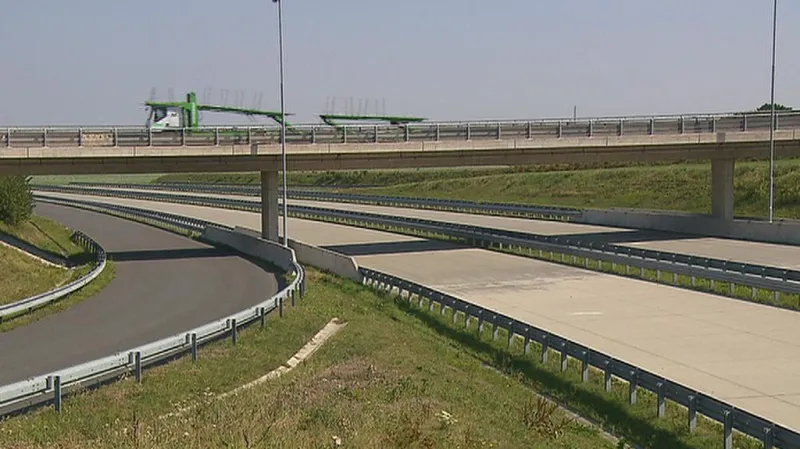 UDÁLOSTI: Chybějící úsek okruhu začne vznikat za tři roky, sousední části ale hrozí zavření