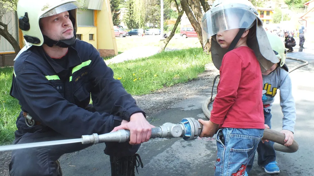 Okrsková soutěž v požárním útoku