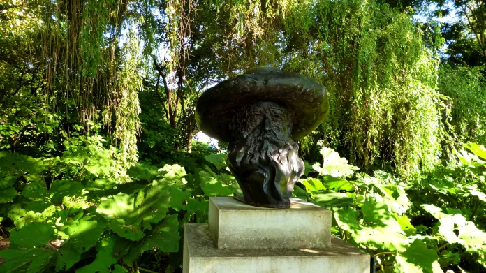 V Giverny vítá návštěvníky Monet osobně