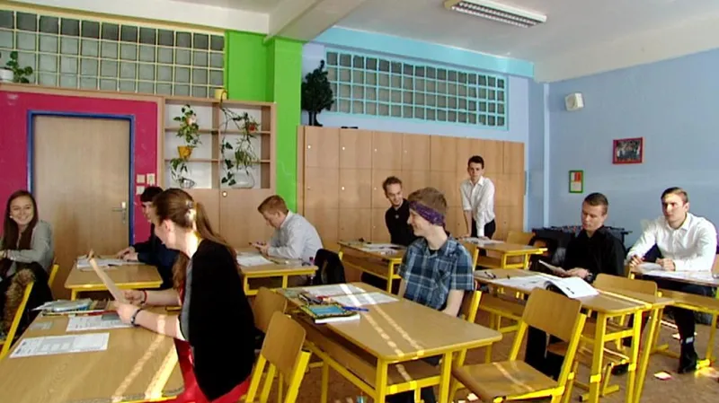 Události: Maturitu z matematiky napoprvé nezvládlo asi 23 % studentů