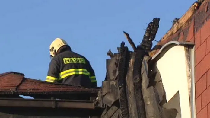 Vyšetřování požáru ve Vestci u Prahy