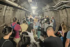 Porucha v tunelu uvěznila cestující na pět hodin pod Lamanšským průlivem