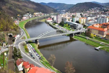 Strabag musí zaplatit 1,5 milionu za podvod při opravě historické čtvrti v Děčíně