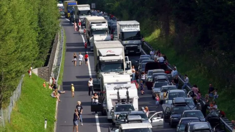 Události: Kolony místo dovolené