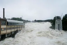 Norsko zažívá „krizi celostátních rozměrů“. Voda zatopila i elektrárnu, hlavní silnice z Osla jsou uzavřené