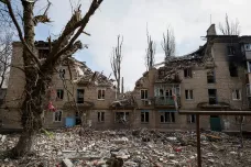 Rusové nepolevují v útocích u Avdijivky na východě Ukrajiny
