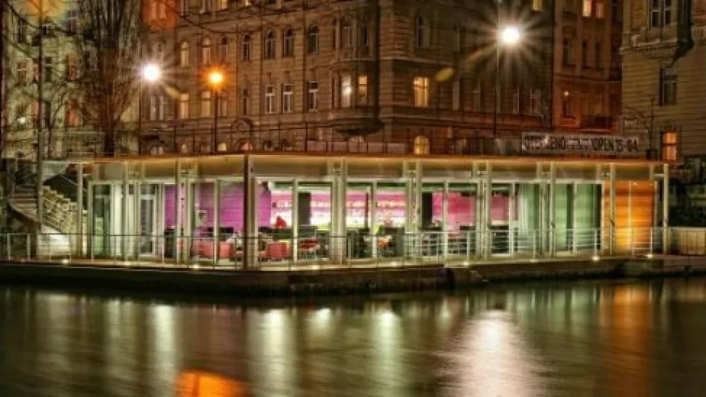 Jazz Dock