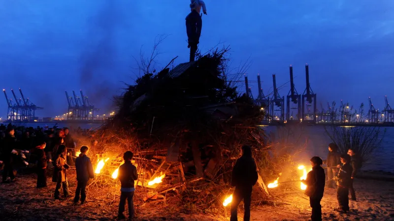 V Německu je také zvykem zapalovat o Velikonocích ohně