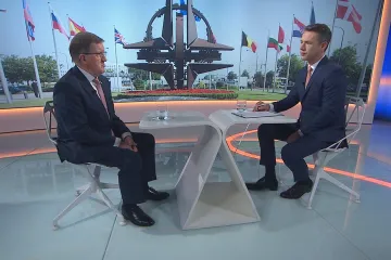 Vstup Česka a dalších zemí NATO obrovsky posílil. V mnoha oblastech to bylo naplnění snu, míní exšéf Aliance Robertson