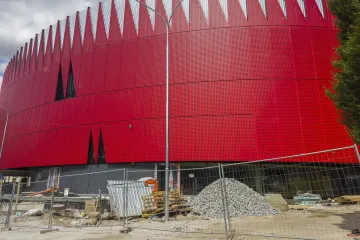 Jihlava převzala od stavební firmy novou arénu