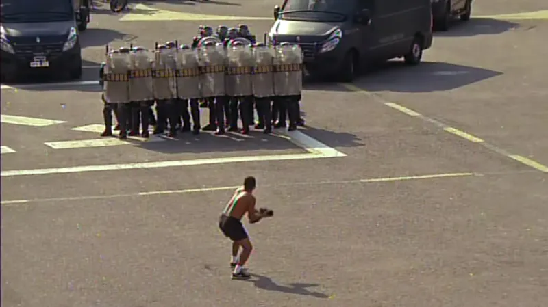 Brazilské protesty proti konání fotbalového šampionátu