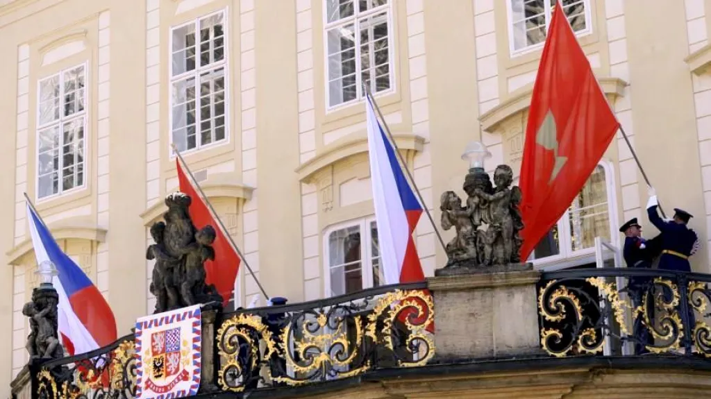 Husitské vlajky na Pražském hradě