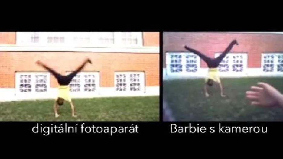 Srovnání záběrů z digitálního fotoaparátu a kamery v Barbie