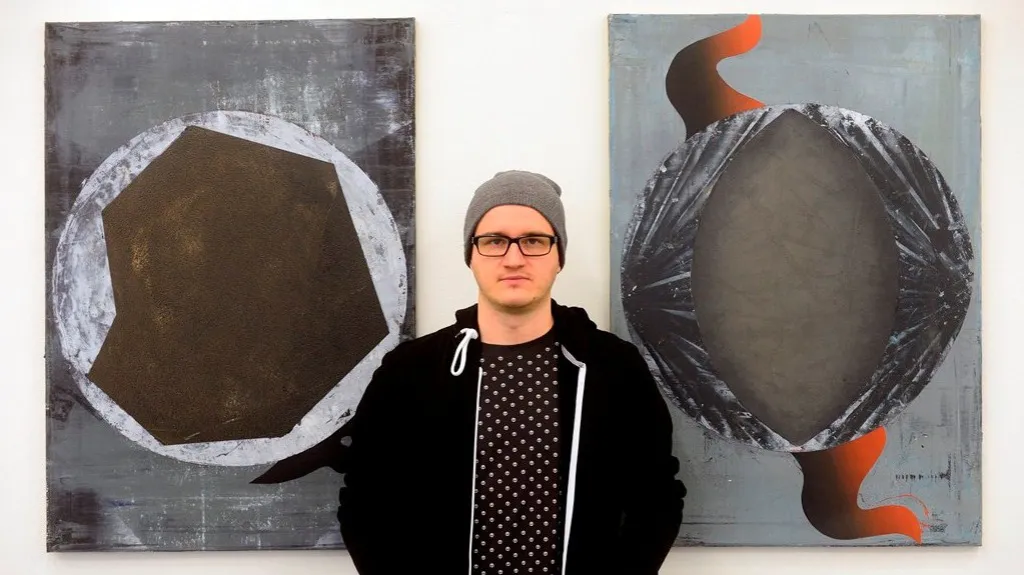 Vladimír Houdek při zahájení výstavy Řeřavý úběl