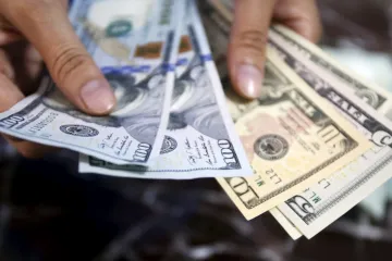 Americký Senát schválil balík na podporu ekonomiky za téměř dva biliony dolarů