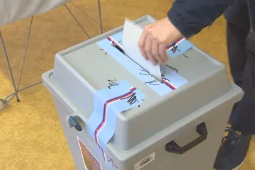 Další změny u voleb. Část poslanců chce znovu otevřít korespondenční volbu nebo hlasování nezletilých