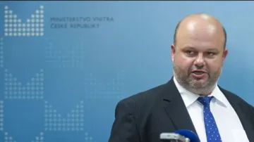 Ministr vnitra v demisi Martin Pecina v Událostech, komentářích