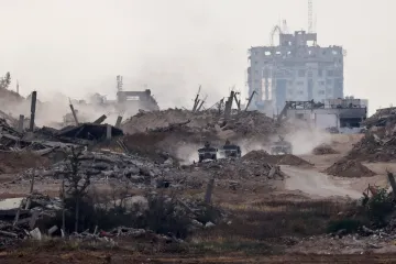 Izraelské údery na severu Gazy zabily podle úřadů téměř sto lidí