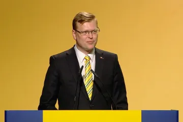 Bělobrádek s převahou porazil Čunka. Dál povede lidovce