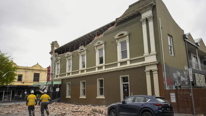 Australský stát Viktorie zasáhlo silné zemětřesení. Fotografie ukazují škody v Melbourne