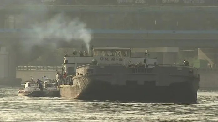 Srážka lodí na řece Moskvě