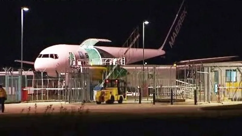 Letadlo společnosti FedEx v Dubaji