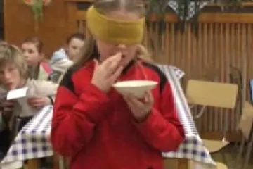 Noční přespání ve škole